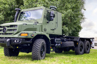 メルセデスベンツの6輪軍用トラックにセルフシールドタンク&保護キャブ仕様…フランス防衛・安全保障展示会に出展へ 画像