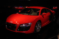 アウディ R8 V10モデル、日本初公開 画像