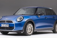 ［15秒でわかる］MINI『クーパー5ドア』新型…室内広げた少し大きめサイズ 画像