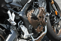 クラッチ操作不要の「E-Clutch」はDCTと何が違う? なぜ「CB650R/CBR650R」に初採用? ホンダ開発陣に聞いた 画像