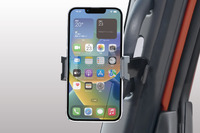 一歩先を行く新作“ベーシックスマホホルダー”をピックアップ!【特選カーアクセサリー名鑑】 画像