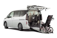 日産の『セレナ』と『バネット』、ユニバーサルデザインタクシーに認定 画像