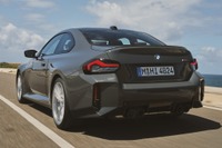 直6ターボさらにパワーアップ、操作まわりも刷新のBMW『M2』、グッドウッド2024でお披露目 画像
