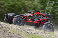 ラジコンみたいなスポーツカー発売!? 英アリエルの新型『ノマド2』はオフロードもお手のもの 画像