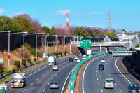 遅い、長い、暑い! お盆の渋滞、2023年の6割増を予測 画像