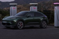 ポルシェ『マカン4S』発表、最大516馬力のツインモーターAWD搭載…航続は600km超え 画像