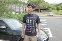 HKSオイルカラーの「KATAKANA BLACK」Tシャツ発売 画像