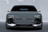 アウディ『A6 e-tron』、7月31日デビューが決定…浮かび上がる2つのボディ 画像