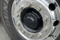 緩む力を利用して固定、画期的な機構でトラックのタイヤ脱落防止へ「ナット緩み止めリンク」発売 画像