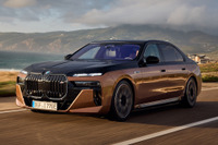 BMWの電気自動車にV2L & V2H機能を搭載 画像