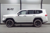 『ランクル300』をさらにアゲる、ブリッツの車高調キット「DAMPER ZZ-Rリフトアップ」発売 画像