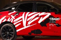 レクサス初のアパレルコラボは米国eスポーツチームと、専用デザインのコンセプト車も 画像
