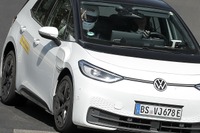 VW『ポロ』後継EV、プロトタイプを初スクープ! 航続、サイズ、価格はどうなる? 画像
