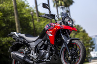【スズキ Vストローム250 試乗】もはやアドベンチャーの定番! 250ccにオールマイティーさを求めるならコレ…佐川健太郎 画像