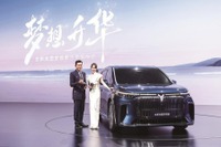 予約開始1日で受注1万台超、VOYAHの新ミニバン『夢想家』 画像