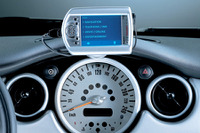『iPaq』が『MINI』の純正テレマティックスに採用!! 画像