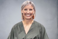 ダイムラー・トラックに女性CEO、カリン・ラドストロム氏就任へ 10月1日付で 画像
