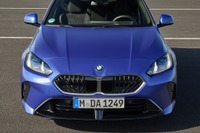 スポーティに変身したBMW『1シリーズ』、新型「120」の新写真をイッキ見 画像