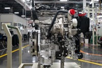 トヨタの米アラバマ工場、エンジン生産1000万基達成…ハイブリッド向け「i-Force MAX」 画像