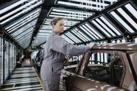 ジャガー・ランドローバー、新車台ベースの中型電動SUV生産へ…英国「未来の工場」に投資 画像