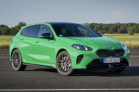 ［15秒でわかる］BMW『M135 xDrive』…300馬力高性能モデル、0-100km/hは4.9秒 画像