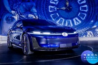 全長5メートルのスーパーハイブリッド、ファーウェイと広汽が開発した『1コンセプト』の凄み 画像