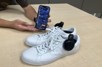 視覚障がい者を振動でナビ…CEOの衝撃と銀メダリストの感動 画像