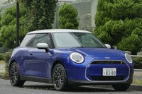 【MINI クーパーSE 新型試乗】「ミニらしさ」と「ミニらしくなさ」…島崎七生人 画像