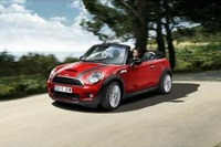MINIが John Cooper Worksシリーズに2つのモデルを追加 画像