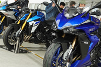 スズキ、「GSX-S/R Meeting 2024」でまさかの新型2車種をサプライズ公開&展示 鈴木社長「来年は40周年記念を」 画像