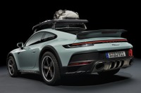 最悪の場合、ガラスが外れるかも…ポルシェ『911 ダカール』をリコール 画像