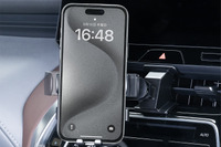 トヨタ『ハリアー』オーナーは注目! 専用設計された使い勝手の良いスマホホルダーが新登場【特選カーアクセサリー名鑑】 画像