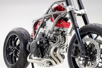 ［15秒でニュース］ホンダV3電動ターボエンジン…EICMA 2024でコンセプト発表 画像