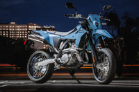 ［15秒でわかる］スズキ『DR-Z4S/SM』…新型デュアルスポーツバイクを公開！ 画像