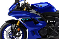 “扱い切れる”スーパースポーツ、ヤマハ『YZF-R7』が2025年モデルに…青とグレーの2色展開 画像