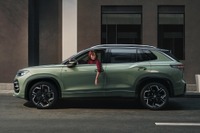 クラス最長のホイールベースで広々空間、VWの新型SUV『タイロンL』発表 画像