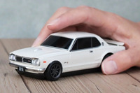 デスクトップを駆け抜けろ! ミニカーにしか見えない「ハコスカGT-R」マウス発売へ 画像