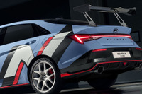 ヒョンデの小型セダン『エラントラ』にレース直系の「TCR」誕生…2025年からグローバル展開へ 画像