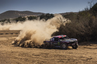 トーヨータイヤ「OPEN COUNTRY」装着車両がメキシコ開催の「スコア・バハ1000」3位入賞で、最上位クラス年間チャンピオン獲得 画像