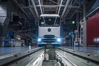 メルセデスベンツの新型EVトラック、『eActros 600』量産開始…航続500kmを可能に 画像