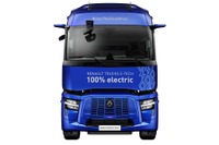 Eアクスル搭載で航続600km、ルノーのEV大型トラック、2025年受注開始へ 画像