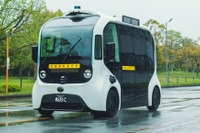 トヨタ九州の工場で自動運転『eパレット』導入、ルート巡回で移動をサポート 画像