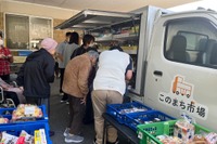 トヨタ、移動スーパーの実証実験に成功…「このまち市場専用車両」活用 画像