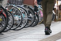 電動自転車事故はまた最多更新、日産・ホンダの経営統合に関してなどのニュース…新聞ウォッチ土曜エディション 画像