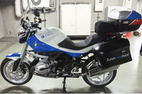 チューリッヒ保険、専属バイクによるロードサービス 業界初 画像