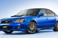 味付けはSTi!! ベース比170万円高の特別仕様車、『レガシィB4』に設定 画像
