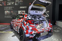 トヨタGAZOOレーシング、ミッドシップのGRヤリスを初公開! 新たなエンジン開発、着々と…東京オートサロン2025 画像