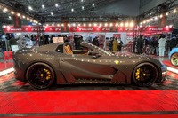 フェラーリ『812GTS』ベース、世界に1台のフルカーボンボディ仕様が登場…東京オートサロン2025 画像