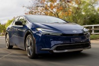 【株価】トヨタが4日続落、2024年世界新車販売首位見込みも円高に勝てず 画像