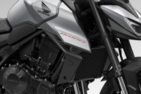 ホンダ、待望のナナハン『CB750ホーネット』を国内発表、103万9500円で2月発売へ 画像